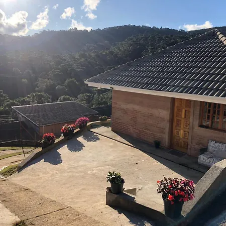 Casa Aconchegante Na Montanha Apartment Campos do Jordao Exterior photo